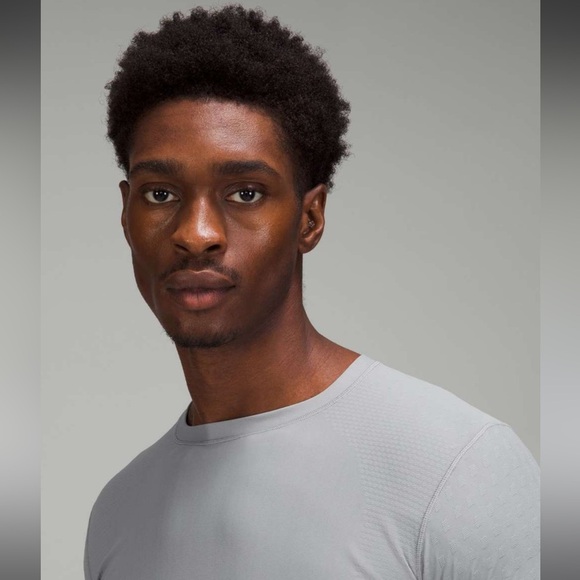 Lululemon SenseKnit Running Long Sleeve Rhino Grey Size Large NEW WITH TAGS - Picture 5 of 7